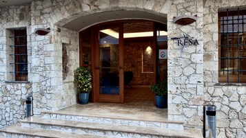 Entrada de la propiedad