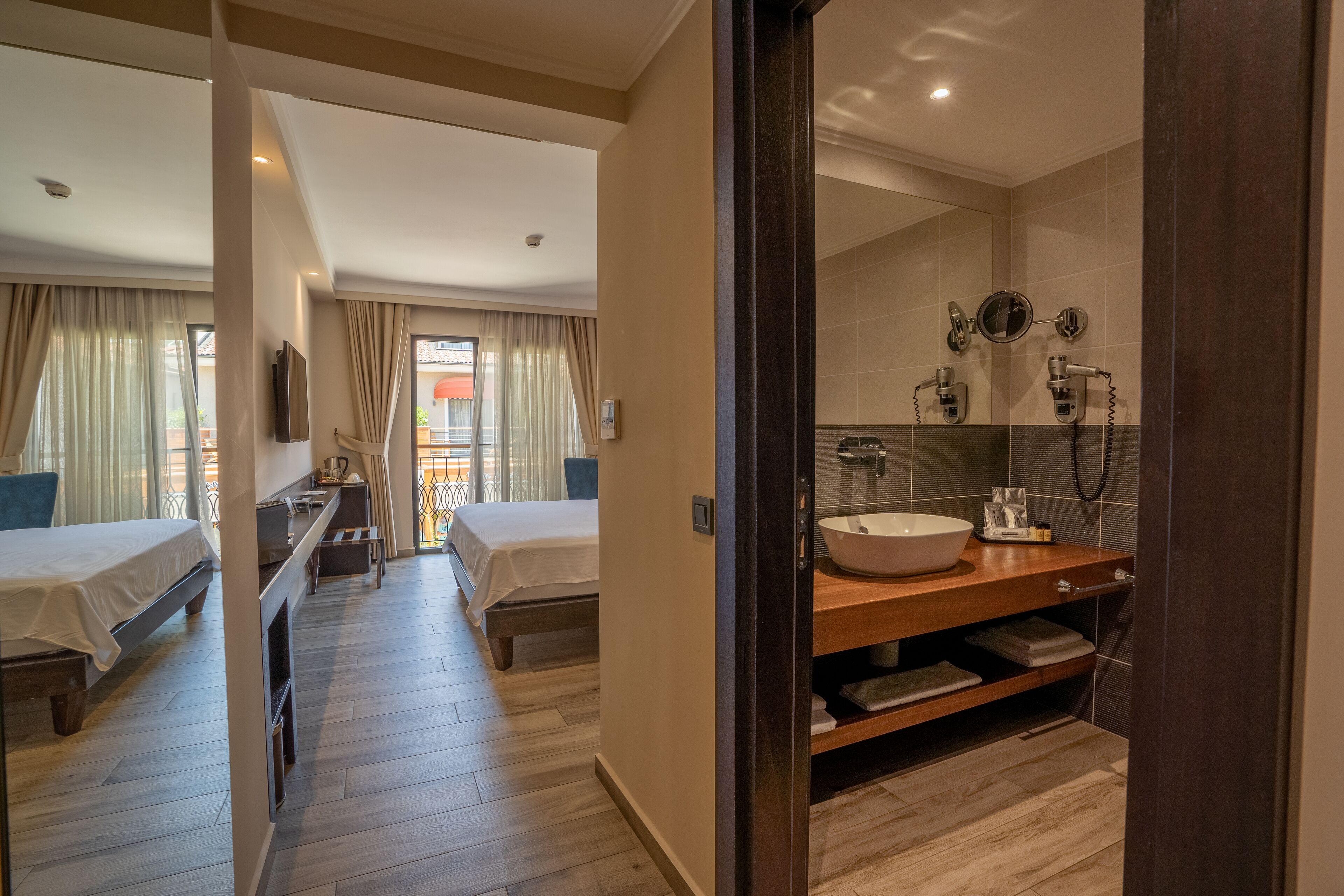Wifi gratis y ropa de cama 