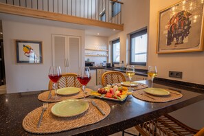 特級樓中樓客房 | 私人廚房 | 電熱水壺