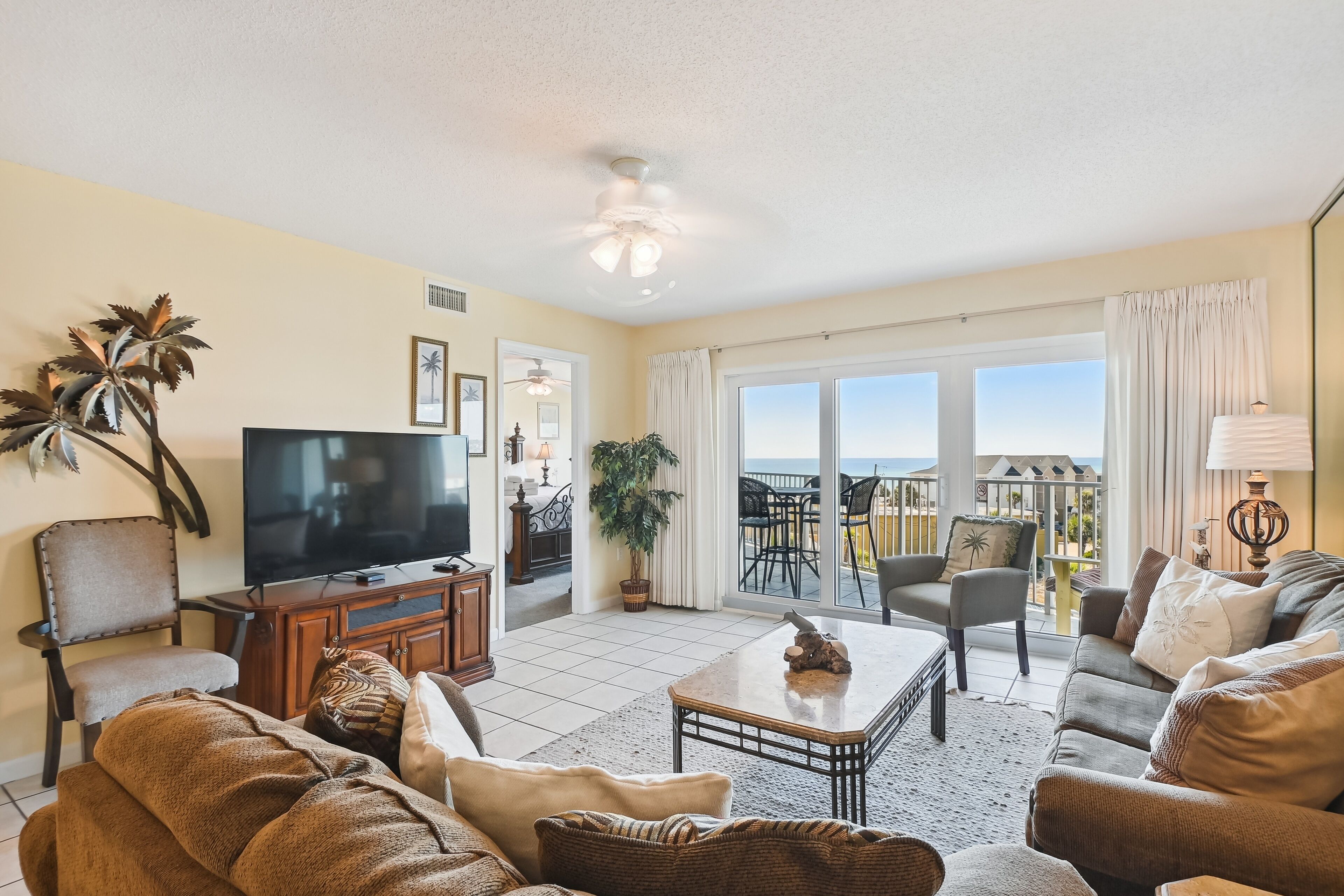 Condo, 2 Bedrooms | Interior