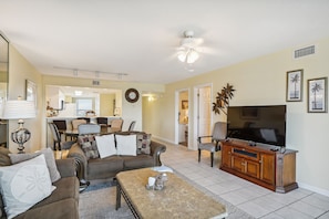 Interior - Seacrest 504 is a Gulf Front 2 BR on Okaloosa Island by RedAwning (Fort Walton Beach)