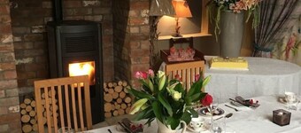 Luxury Cottage Clocktower/royal Hillsborough