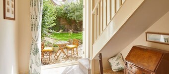 Host & Stay | Princes Road