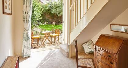 Host & Stay | Princes Road