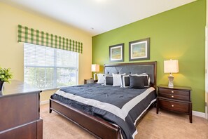 4 bedrooms, iron/ironing board, WiFi, bed sheets