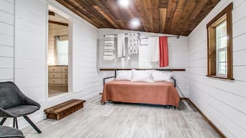 4 Schlafzimmer, Bügeleisen/Bügelbrett, Reisekinderbett, WLAN