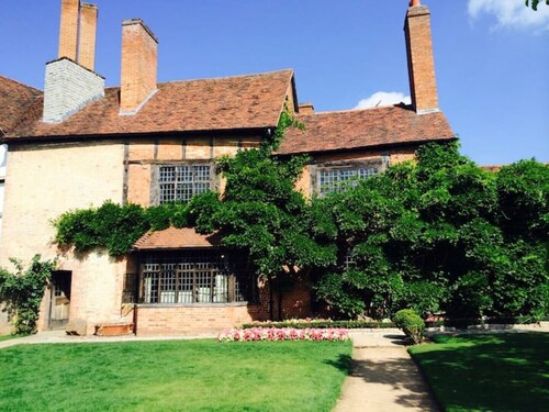 Town Centre 2 bedroom 2 bathroom Penthouse 