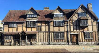 Town Centre 2 bedroom 2 bathroom Penthouse