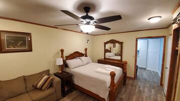 1 bedroom, WiFi, bed sheets