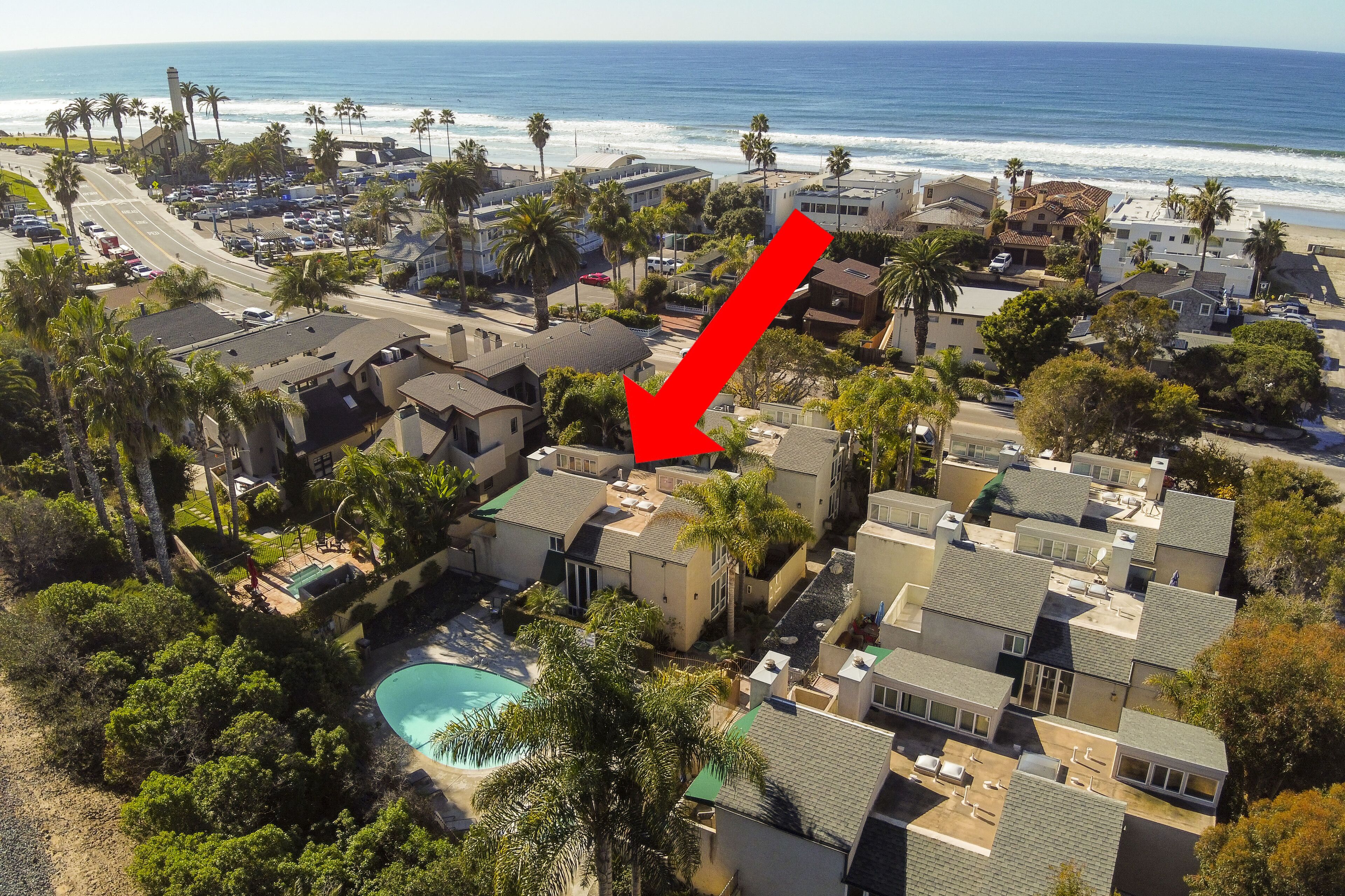 BEACH HOME WITH POOL