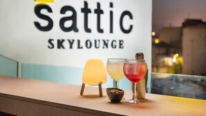 Luokittelematon kuva, 4 kautta 79, painike