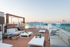 Sundeck