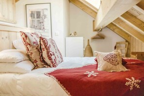 2 quartos, Wi-Fi de cortesia, roupa de cama