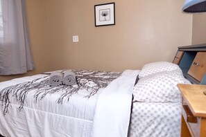 2 bedrooms, in-room safe, iron/ironing board, WiFi