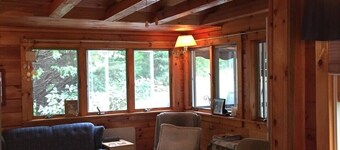 6 month waterfront cottage #9 MarshWind Village