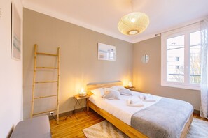 2 habitaciones, tabla de planchar con plancha y wifi gratis 