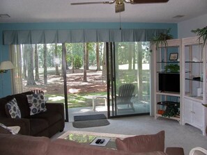 Living room - Colony I- Pet Friendly Condos- by Sloane Realty Vacations (Sunset Beach)