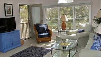 TV layar datar dan layanan streaming