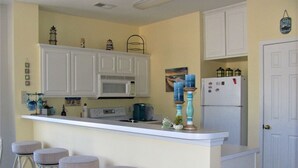 Villa, 3 Bedrooms, Golf View | Private kitchen | Fridge, microwave
