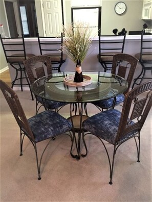 Villa, 3 chambres, vue golf | Restauration