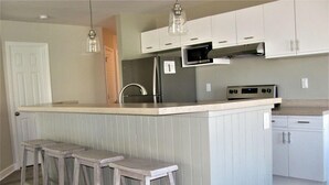 Vila, 1 quarto, vista para o campo de golfe | Cozinha privada