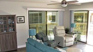 Vila, 1 quarto, vista para o campo de golfe | Sala de estar