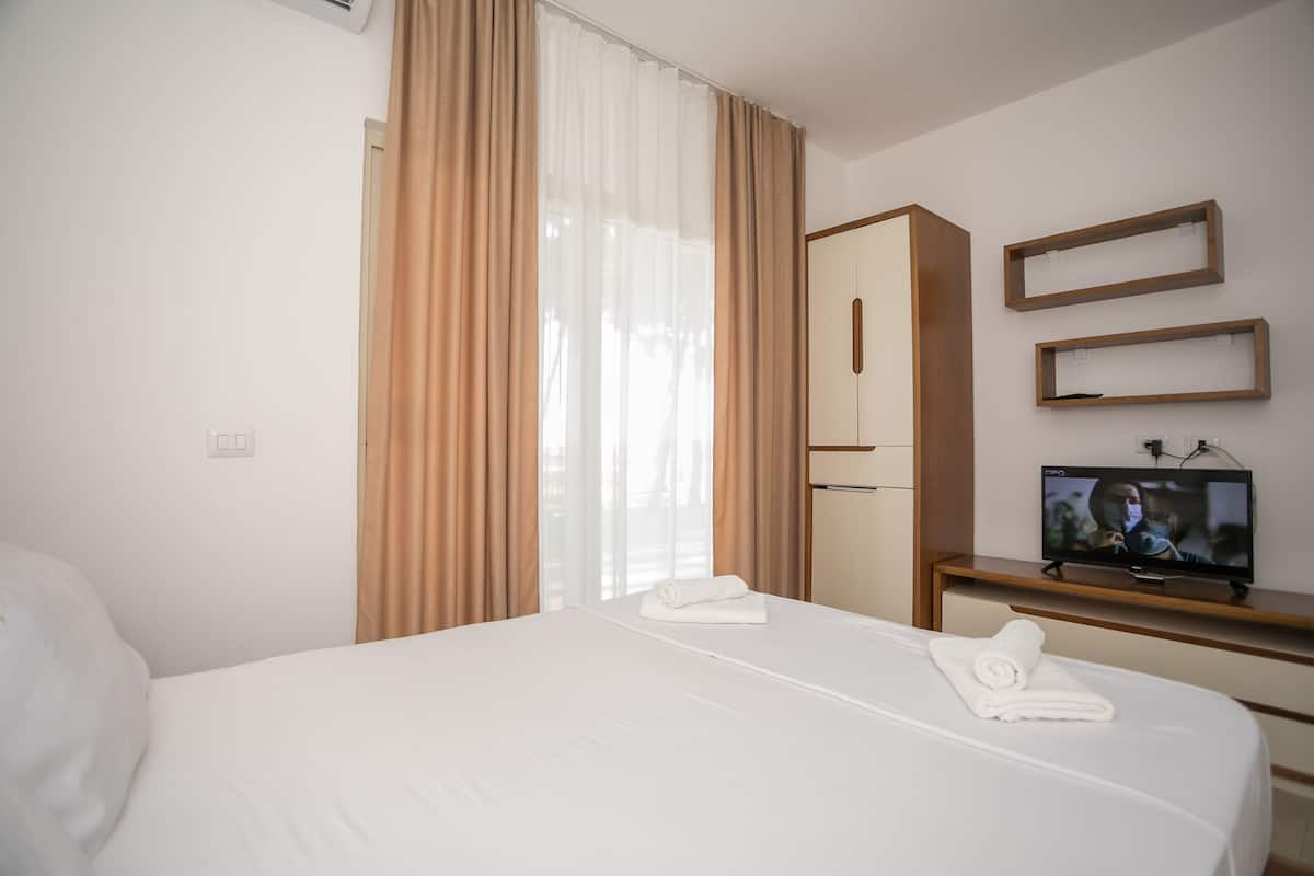 Wifi gratis y ropa de cama