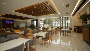 Daily buffet breakfast (EUR 5 per person)