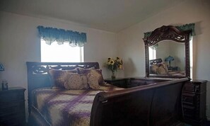 3 bedrooms, WiFi, bed sheets