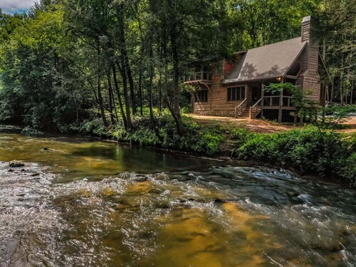 Brown Trout Lodge by Mountain Oasis | Fightingtown Creek Retreat
