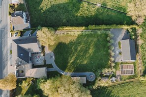 Exterior - B&B in romantischem Bauernhaus mit großem Garten, Terrasse und Sauna (Eynatten)