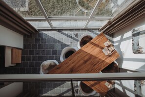 Dining - B&B in romantischem Bauernhaus mit großem Garten, Terrasse und Sauna (Eynatten)