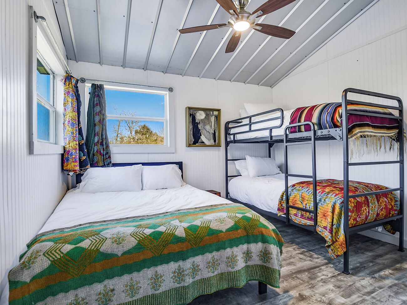 BeachHouze in Round Top