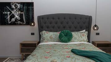 1 Schlafzimmer, BĂŒgeleisen/BĂŒgelbrett, WLAN, BettwĂ€sche