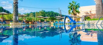 Lagoon Hotel & Apartments