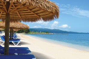 Private beach, white sand, sun loungers, beach umbrellas - Oasis at Sunset - All Inclusive (Montego Bay)