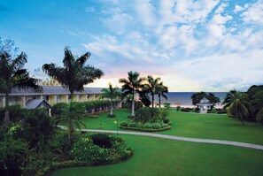 Exterior - Oasis at Sunset - All Inclusive (Montego Bay)