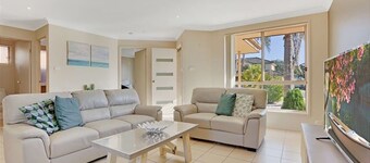 Pool in Paradise by Experience Jervis Bay