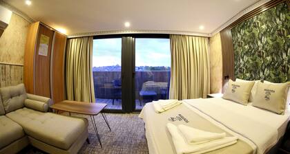Maranda Suite Hotel