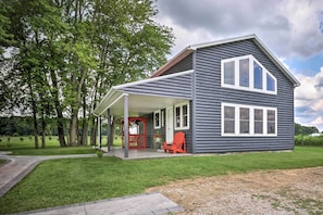 Exterior - Cozy ‘Haven of Rest’ Home w/ Amish Country Views! (Shipshewana)