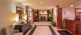 Great for Business Travelers! Free Breakfast + On-Site Business Center