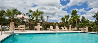 1 Bedroom Suite in Tallahassee! FREE Breakfast + 24h Business Center