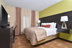 1 chambre, espace de travail pour ordinateurs portables