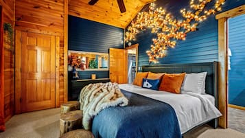 3 bedrooms, iron/ironing board, travel crib, free WiFi