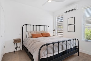 4 Schlafzimmer, Reisekinderbett, kostenloses WLAN, Bettwäsche