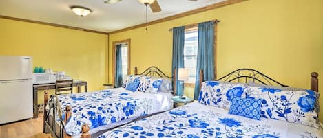 2 bedrooms, desk, free WiFi, bed sheets