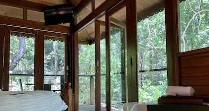 Cairns Rainforest Retreat