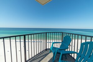 Property grounds - Humphries Hideaway Penthouse-Beachfront-1/1-Comp Beach Serv Included (Panama City)