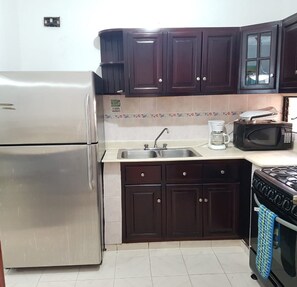 Private kitchen - Residencial Palma Linda (Santiago de los Caballeros)