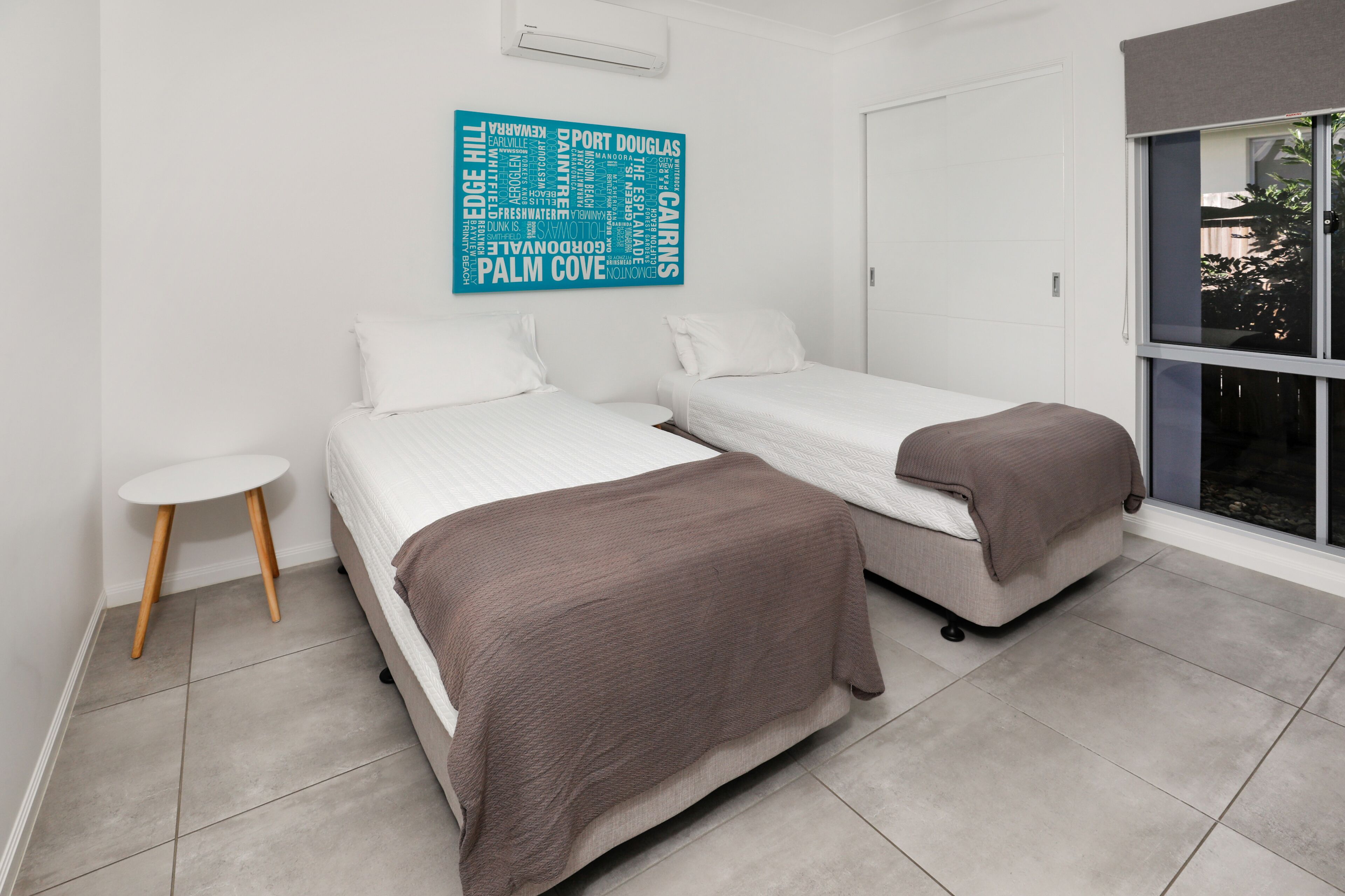 32c continuously heated pool 300m to beach Seaside@PalmCove — image 19